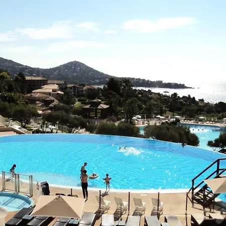 Appartement Résidence Le Hameau De Cap Esterel - Maeva - 2 Pièces 7 Personnes - Confort Mae-2401